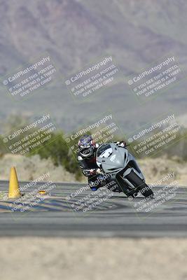 media/Jan-15-2026-Racers Edge (Thu) [[dfebeb70ab]]/2-A Group/Session 5 (Turn 5)/